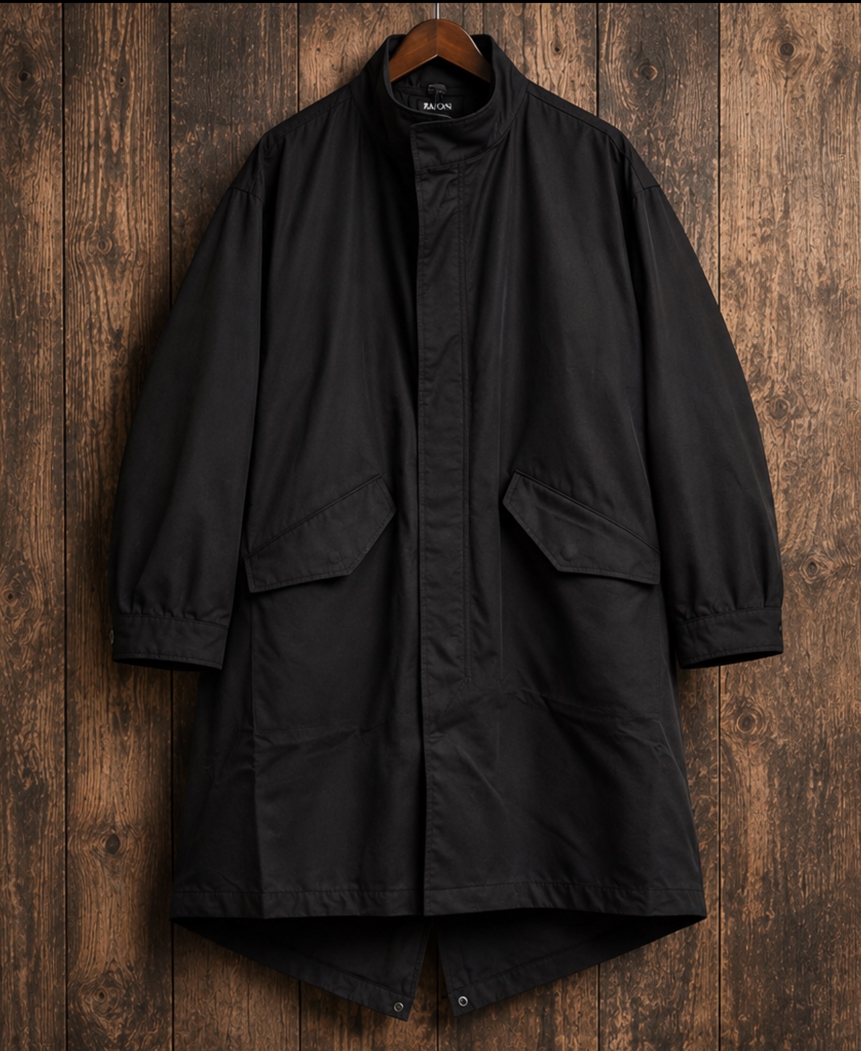 Long Mods Coat Black/ Olive Liner (TAION)