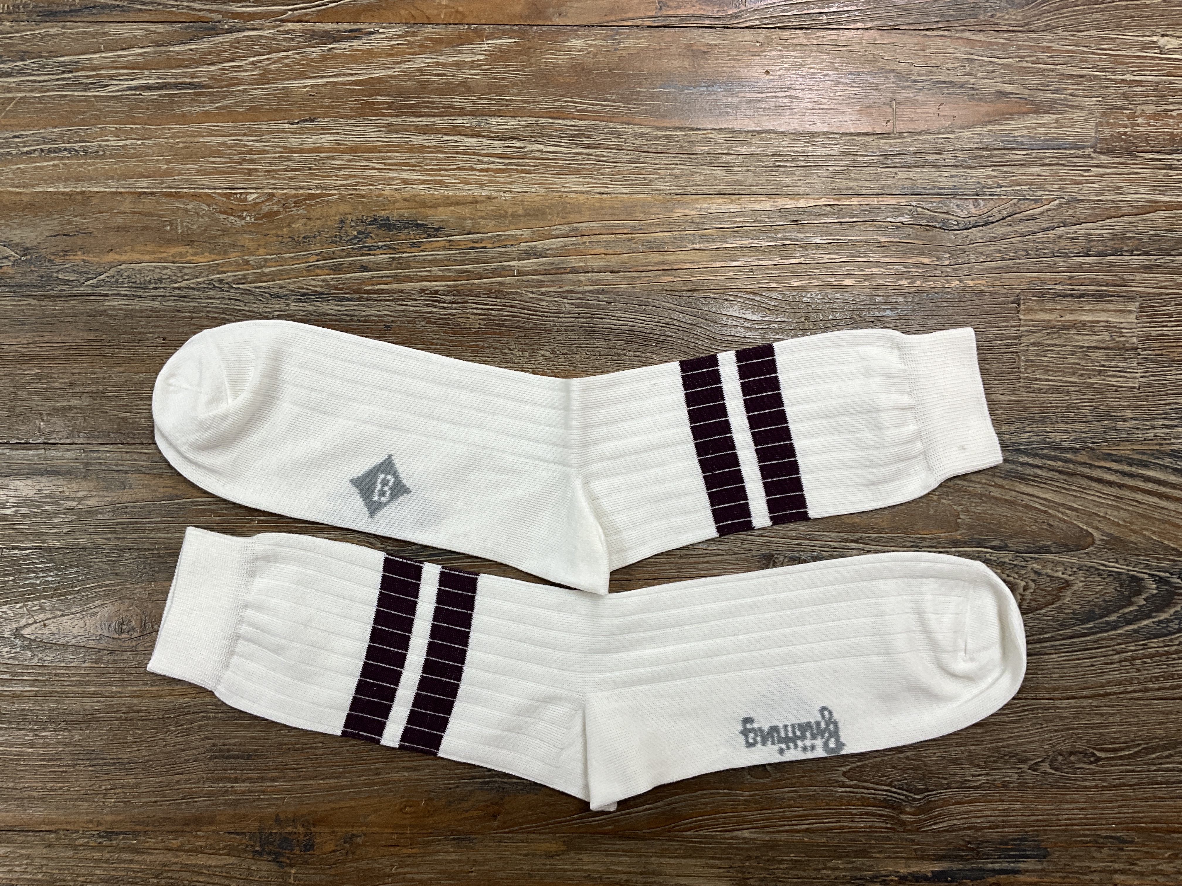 Retro Sport Socken White/ Plum (Brütting)