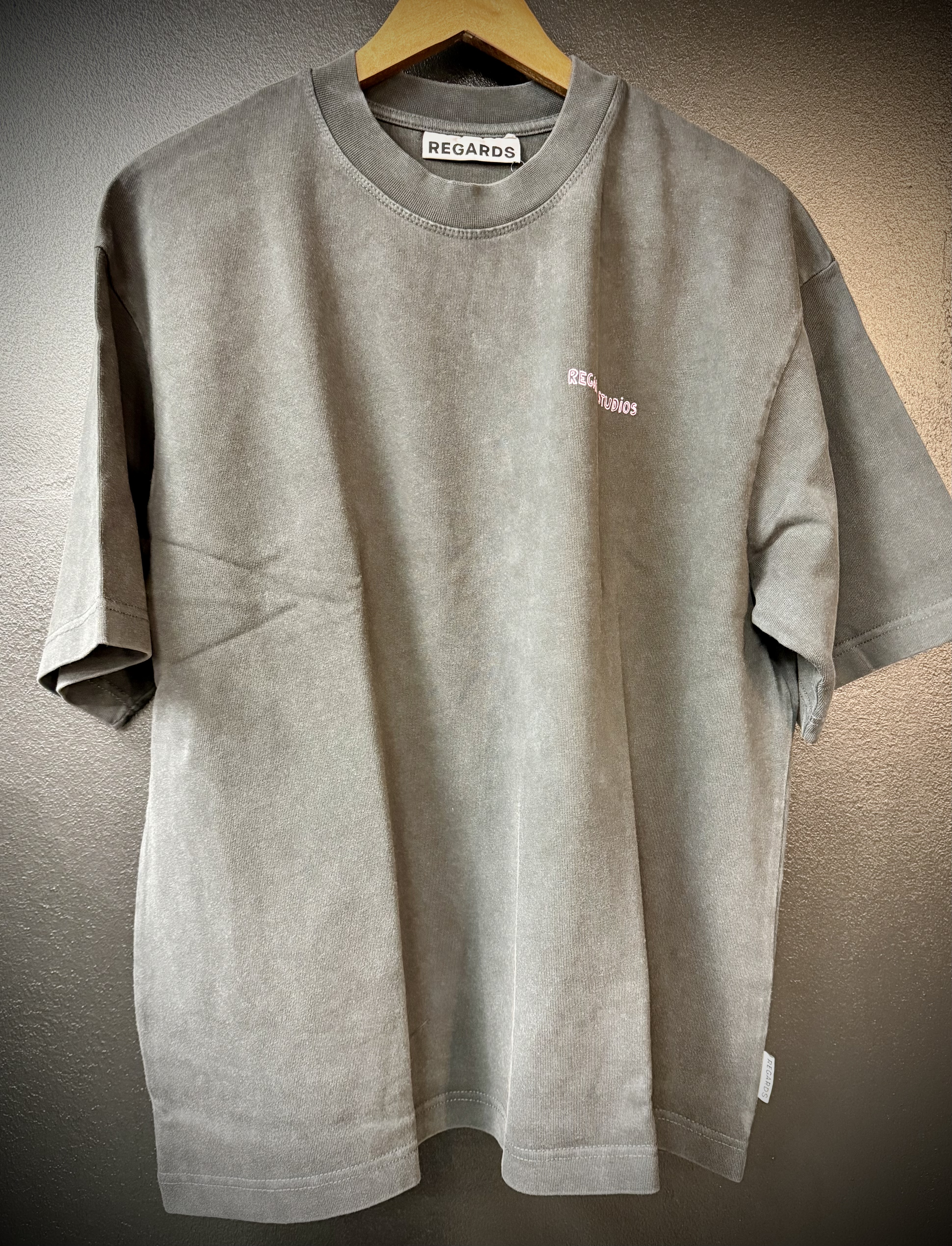 Chalk Bouquet Oversized TShirt black washed (Regards)